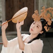 蓝知夏抖音达人头像