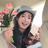 花卷追剧抖音达人头像