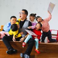 教音乐的陈老师抖音达人头像