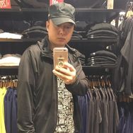 龙哥在东京抖音达人头像