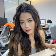 林卷卷抖音达人头像