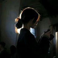 华强北数码科技抖音达人头像