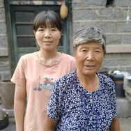 鑫鑫三姐爱生活抖音达人头像