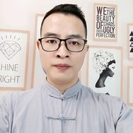 富贵（邹校长）抖音达人头像