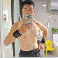 自律小帅有点馋抖音达人头像