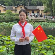 韶山旅游接待文莹抖音达人头像