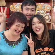 芬姐翡翠-芬姐媳妇阿敏抖音达人头像