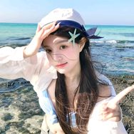 雯雯静静抖音达人头像