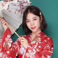 瑶瑶日语抖音达人头像