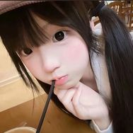 小郁桃（东东电竞）抖音达人头像
