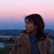 何香蓓Betty抖音达人头像