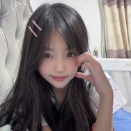 小予姐姐抖音达人头像