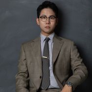 老张房产测评（汇盈房产）抖音达人头像