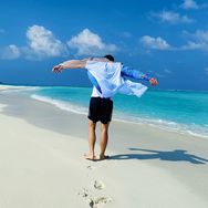 王若顿抖音达人头像