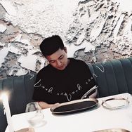 港漂的小石头抖音达人头像