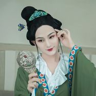 童美人工作室抖音达人头像
