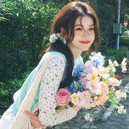 小小香奈抖音达人头像