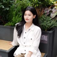 妮妹测评官抖音达人头像