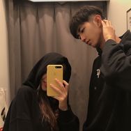 小郑今天也很乖抖音达人头像