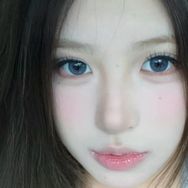 蓝泠可抖音达人头像