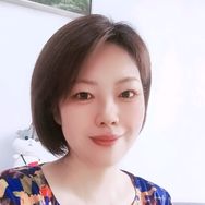 凤姐穿搭抖音达人头像