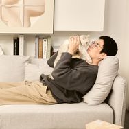 卫仕吕少骏爆爆桶抖音号头像