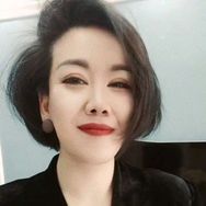 莉莉（古法逍遥甩臂操）抖音达人头像