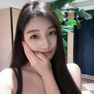 金小妮🎀抖音达人头像