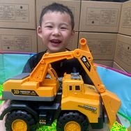 小小玩具工厂店抖音达人头像