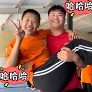 中岳刘士豪老师抖音达人头像