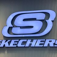 斯凯奇优辉源服装专卖店抖音达人头像