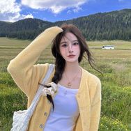 哦哦三妹-（9.13秋上新）抖音达人头像