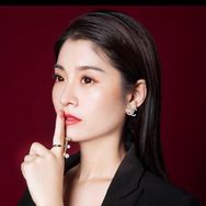 海莉（1月9、10号徐海莉品牌盛典现场）抖音号头像