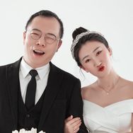 疯哥嫂抖音达人头像