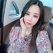 梦晗服装商行抖音达人头像