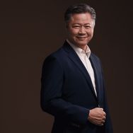 赖岳谦TV抖音达人头像