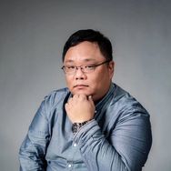 汽车编辑老郑抖音达人头像