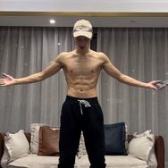 阿坤爱运动抖音达人头像