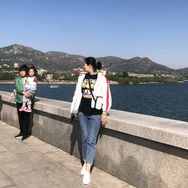 笑而不语抖音达人头像