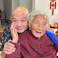 亚伟艳丽（一家人快乐生活）抖音达人头像