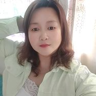情姝：单身抖音达人头像