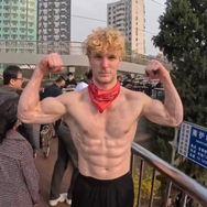 阿泰老师😉抖音达人头像