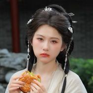 舒湘君抖音达人头像