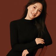 EYOLI高定服饰抖音达人头像