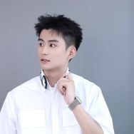 Cyber实验员抖音达人头像