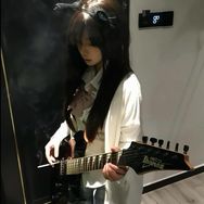 屿雾抖音达人头像