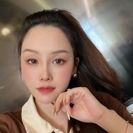 娜娜大女人抖音达人头像