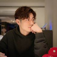 财经吴颜祖抖音达人头像