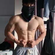 有点肌肉抖音达人头像