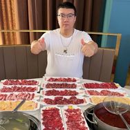 吴探长吃喝玩乐抖音达人头像